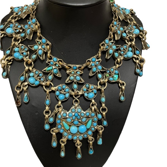 Vintage Turquoise and Silver Necklace